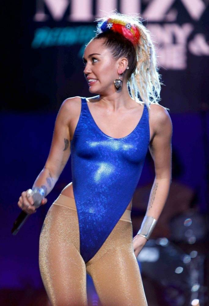 Miley Cyrus (mileycyrus) Nude OnlyFans Leaks (14 Photos) - #12