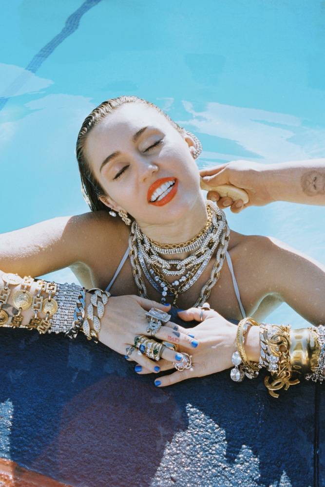 Miley Cyrus (mileycyrus) Nude OnlyFans Leaks (14 Photos) - #7