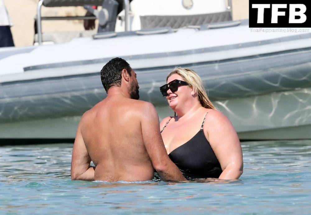 Gemma Collins Flashes Her Nude Boobs on the Greek Island of Mykonos - #51