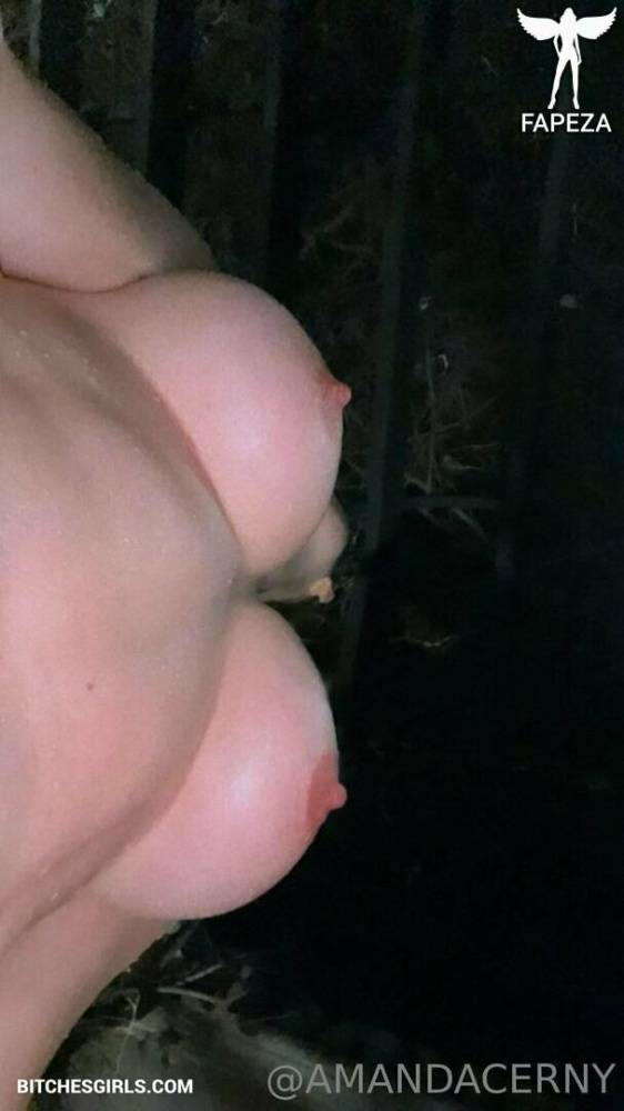 Amanda Cerny Instagram Sexy Influencer - Amanda Onlyfans Leaked Naked Photos - #5
